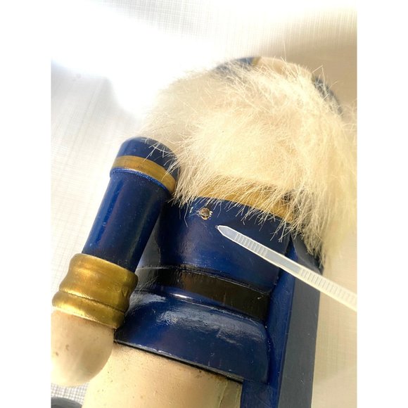 Vintage wooden Nutcracker Christmas Decor figurine Soldier 6" - Picture 5 of 7